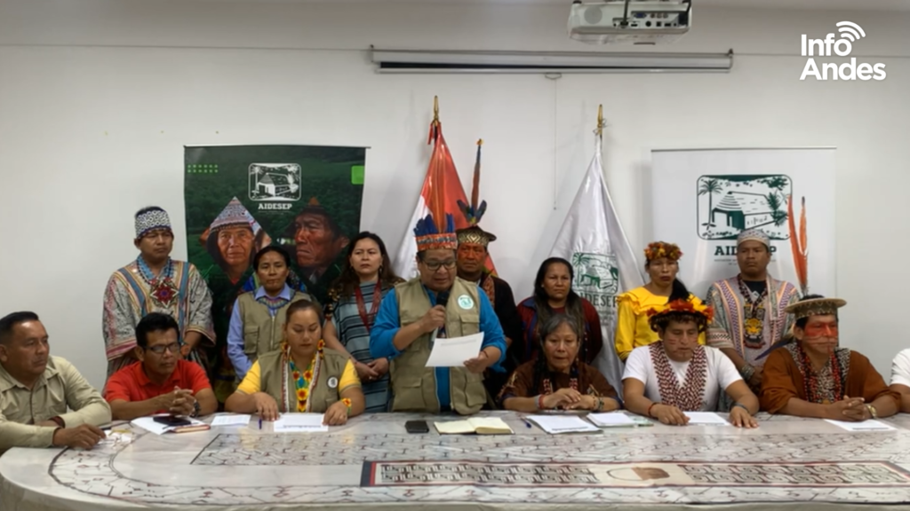 Asociaciones indígenas de la Selva Peruana exigen la renuncia de Dina